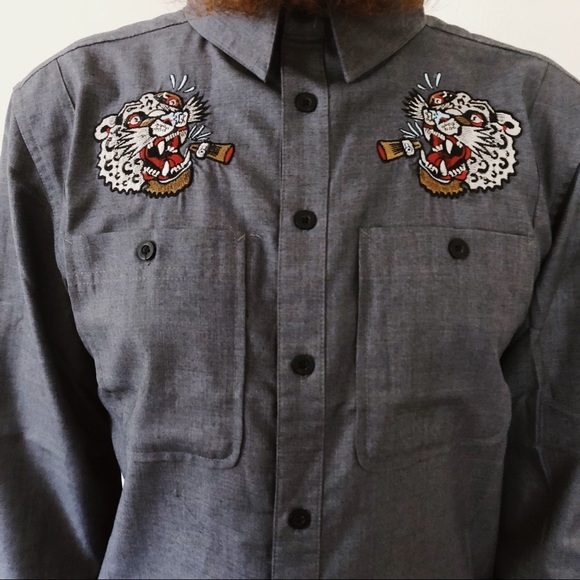 Men’s Iron Fist Havana TigersWoven Button Up - Picture 2 of 7